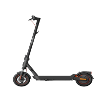 Xiaomi skuter 5 Max 60km domet, 10" tubeless gume 400W motor, uspon do 22%