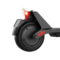 Xiaomi skuter 4 Lite (2nd Gen) domet 25km, 10" točkovi motor snage 300W